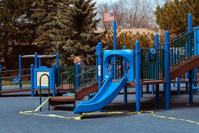 Playset Staining 01