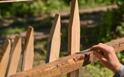 Behind The Scenes: How Professionals Tackle Fence Repair In Plano Tx