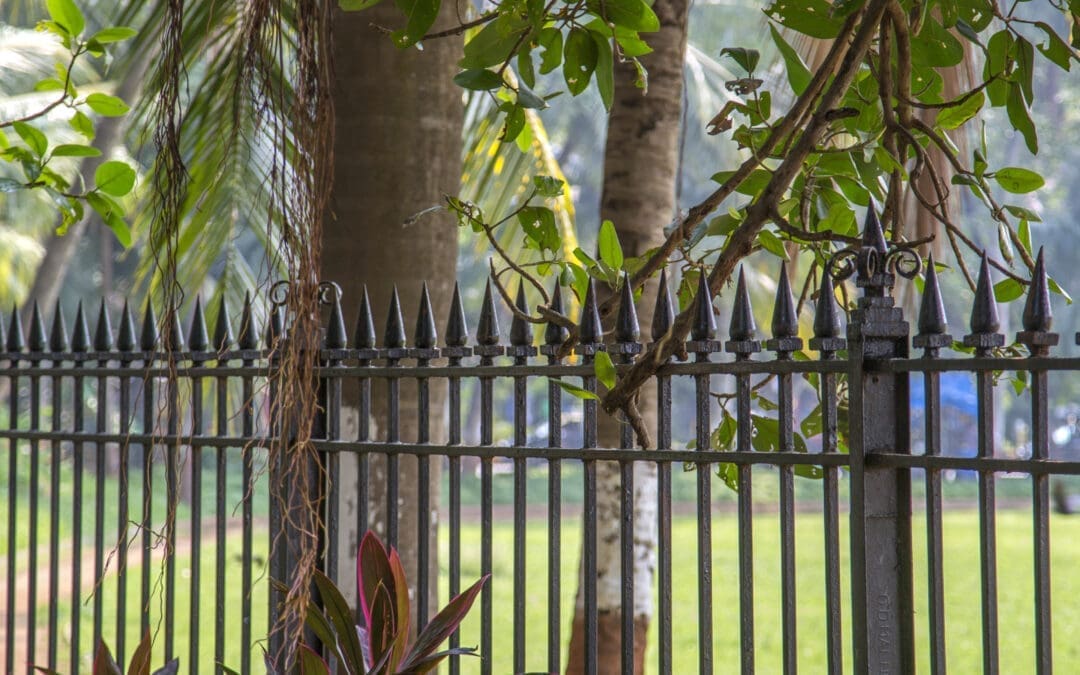 10 Essential Tips for Choosing the Best Ornamental Iron Fence Supply for Your Home