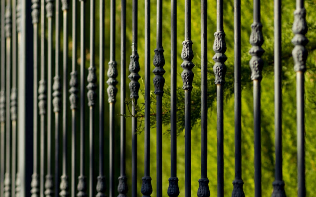 Top 20 Reasons to Choose a Metal Picket Fence for 2025 Fencing